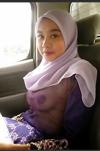 Tudung Dada Montok